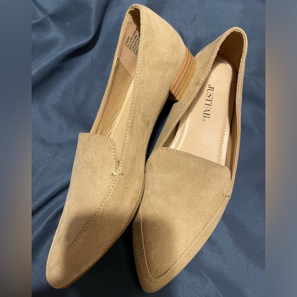 JustFab Shoes - *NWOT* Womens Just Fab Kyndria Taupe Pointed Toe Slip On Flats